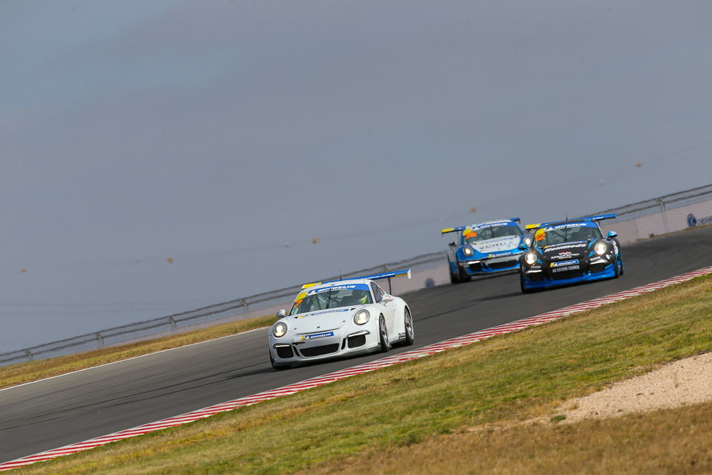Ryan Suhle #7 racing at The Bend Motorsport Park 2019
