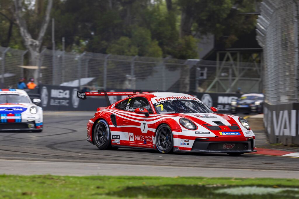 Tim Miles #7 racing at Adelaide Street Circuit 2023